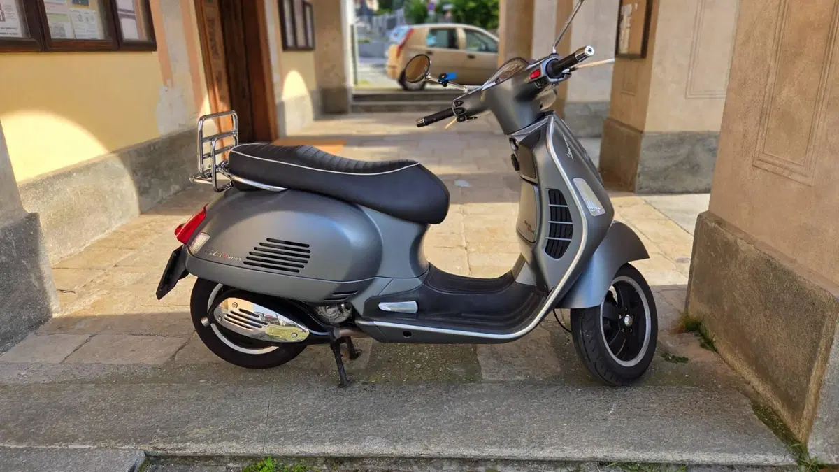 Vespa GTS 300 (2010 - 14)