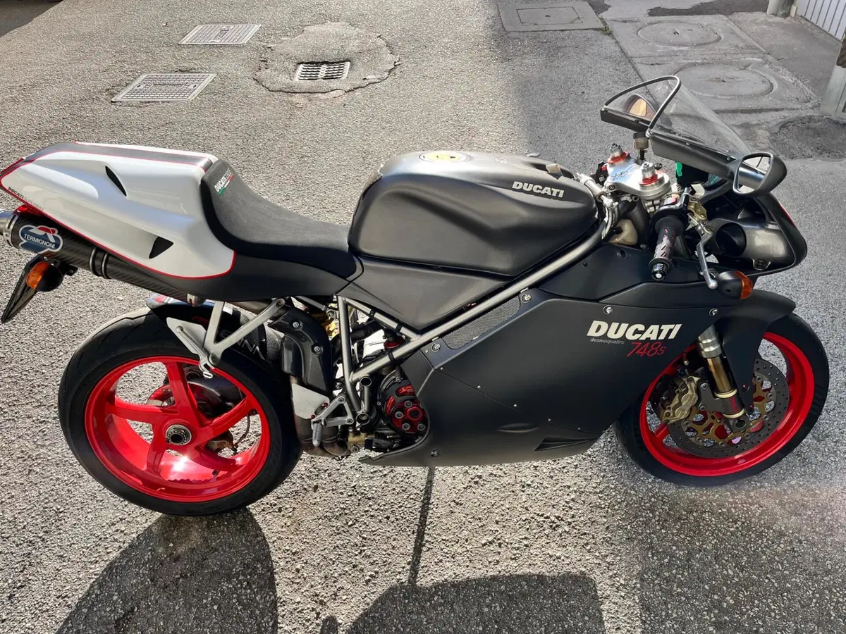 Ducati 748 S (2002 - 03)