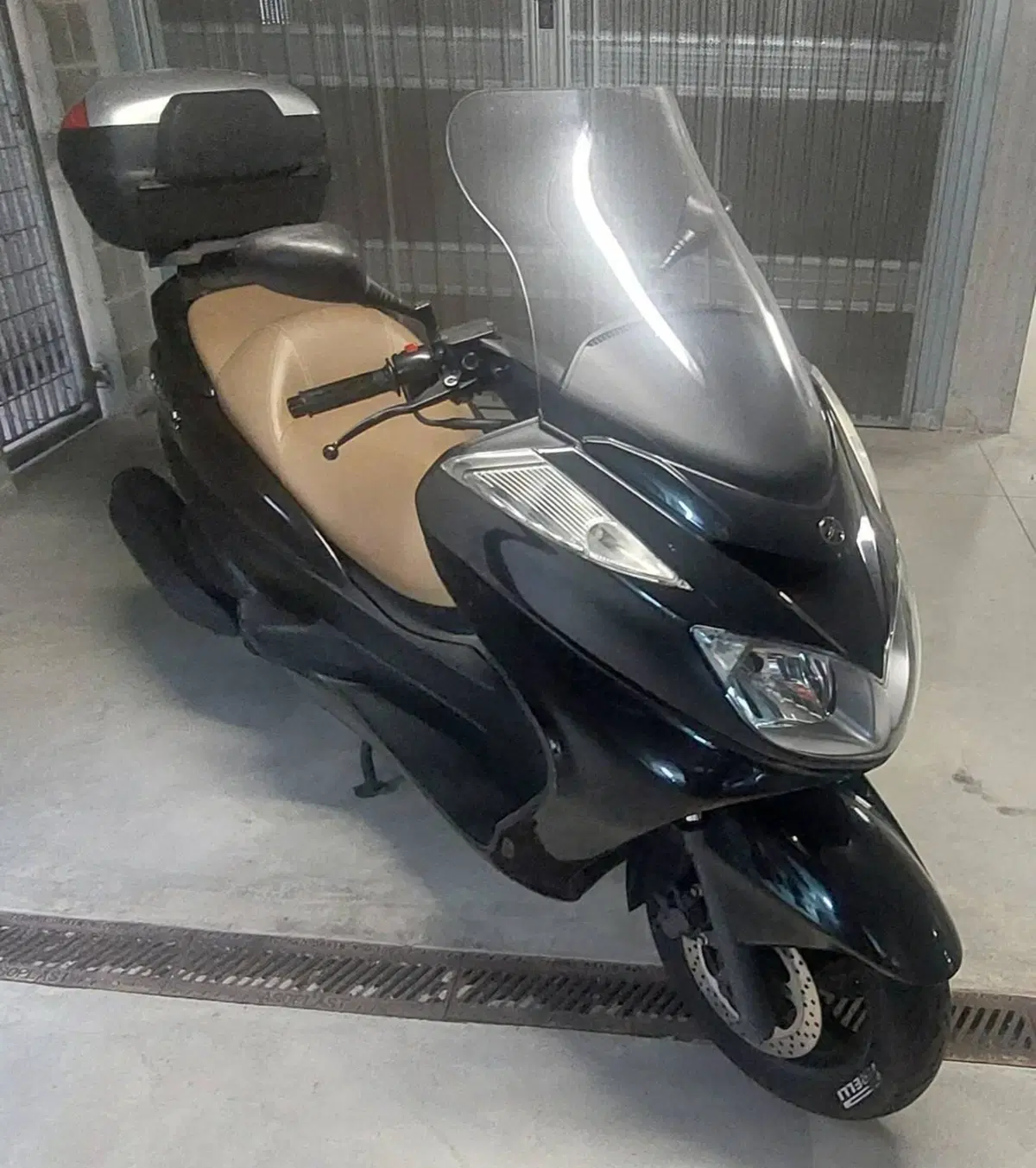 Yamaha Majesty 400 (2004 - 08) (3)