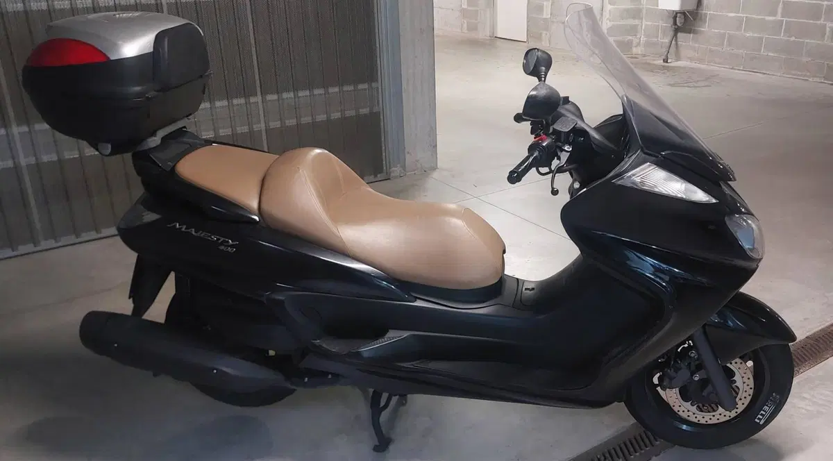 Yamaha Majesty 400 (2004 - 08) (5)