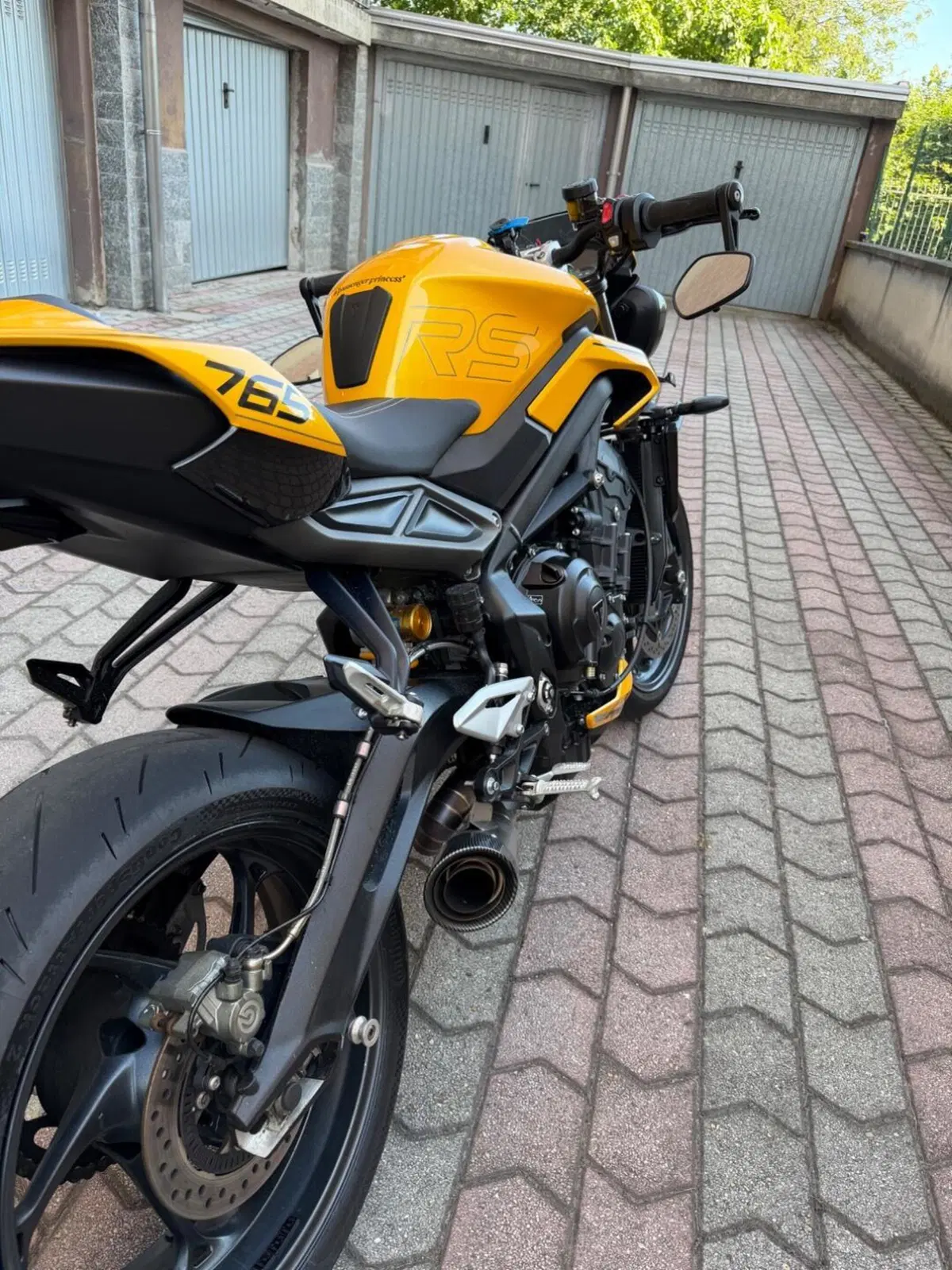 Triumph Street Triple 765 RS (2023 - 26) (3)