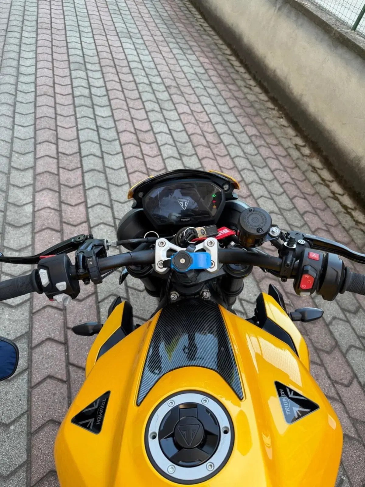 Triumph Street Triple 765 RS (2023 - 26) (8)