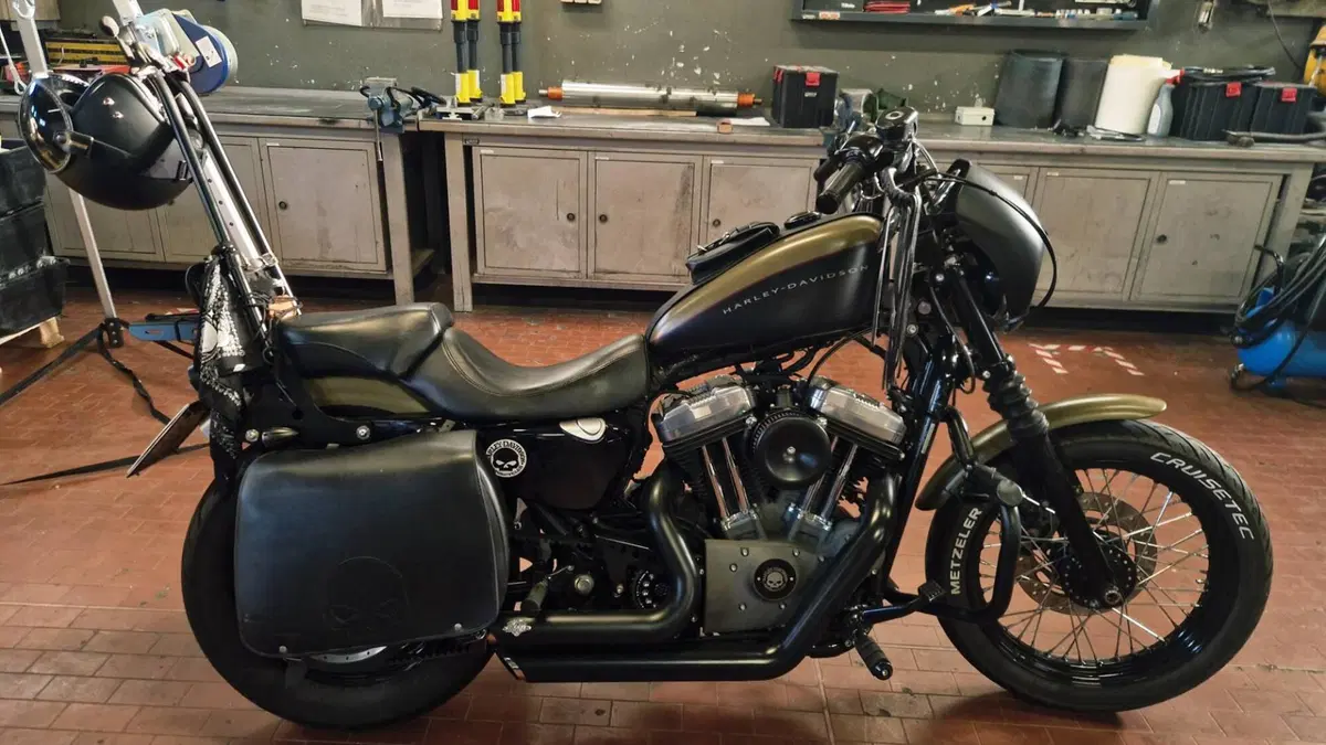 Harley-Davidson XL 1200N Nightster (2008 - 12)