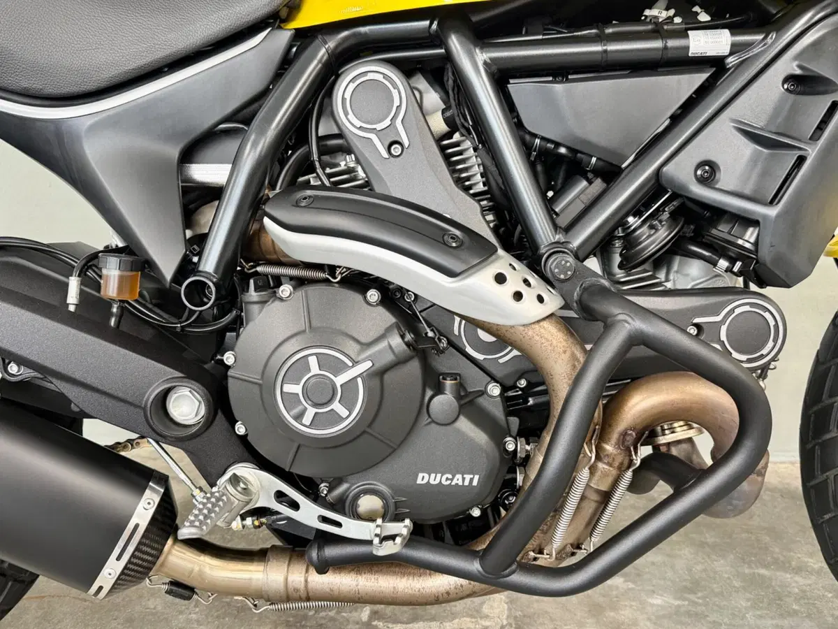 Ducati Scrambler 800 Icon (2017 - 20) (6)