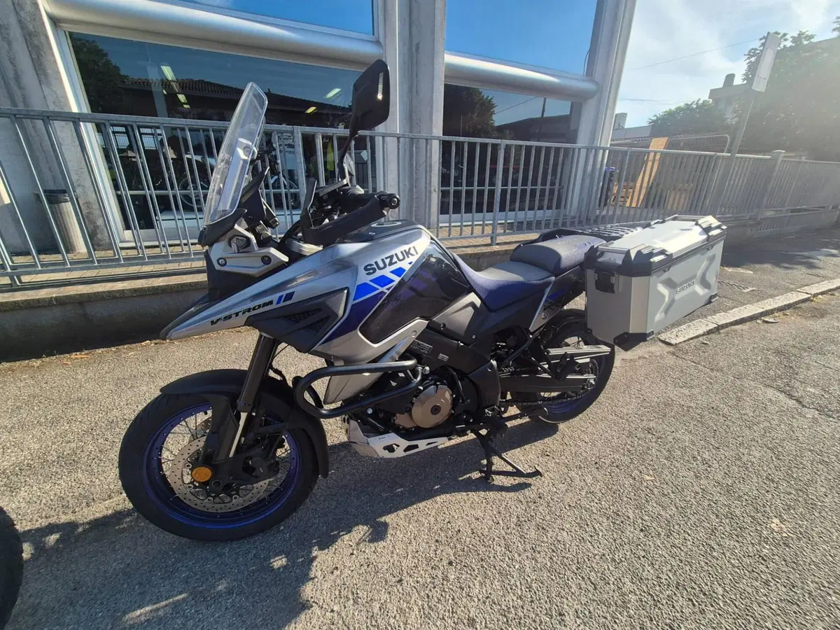 Suzuki V-Strom 1050XT Pro (2020 - 23) (2)