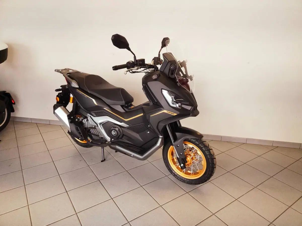 Keeway Motor XDV 125 EVO PRO (2025 - 26) (2)
