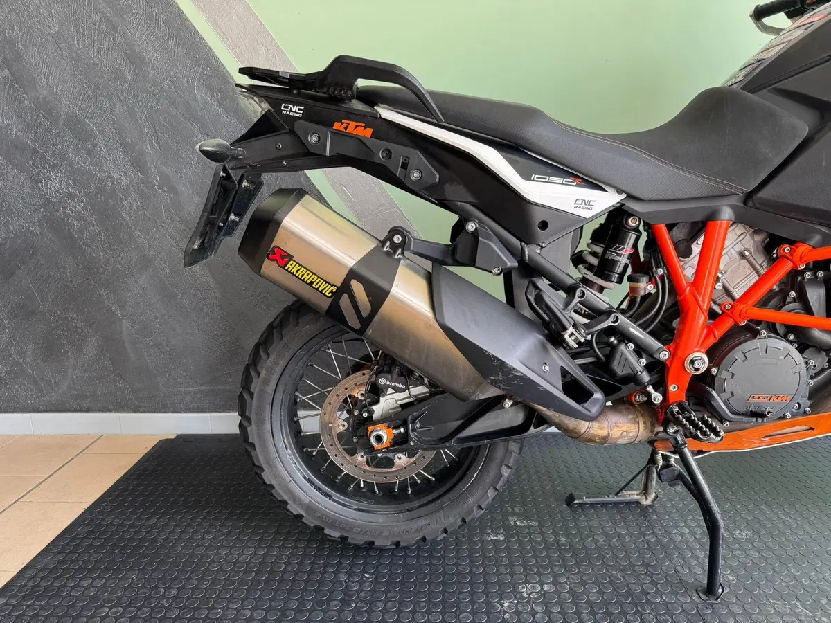 KTM 1090 Adventure R (2017 - 19) (9)