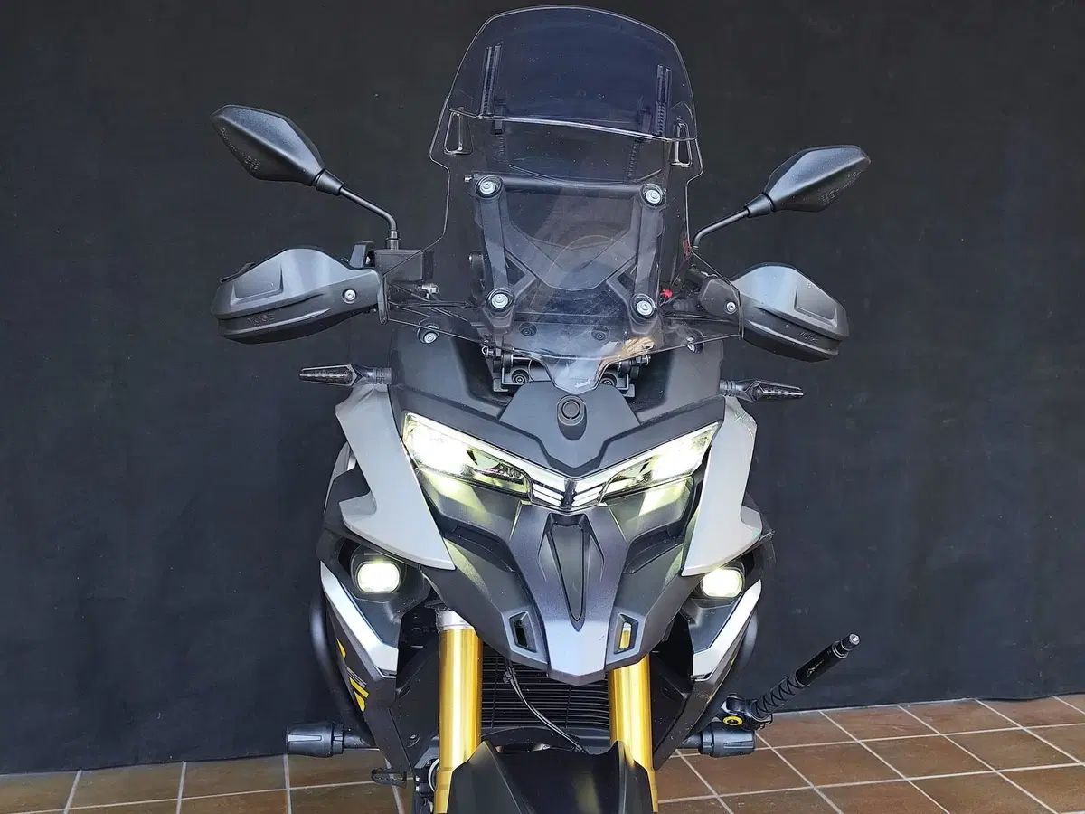 Voge Valico 525DSX (2023 - 26) (3)