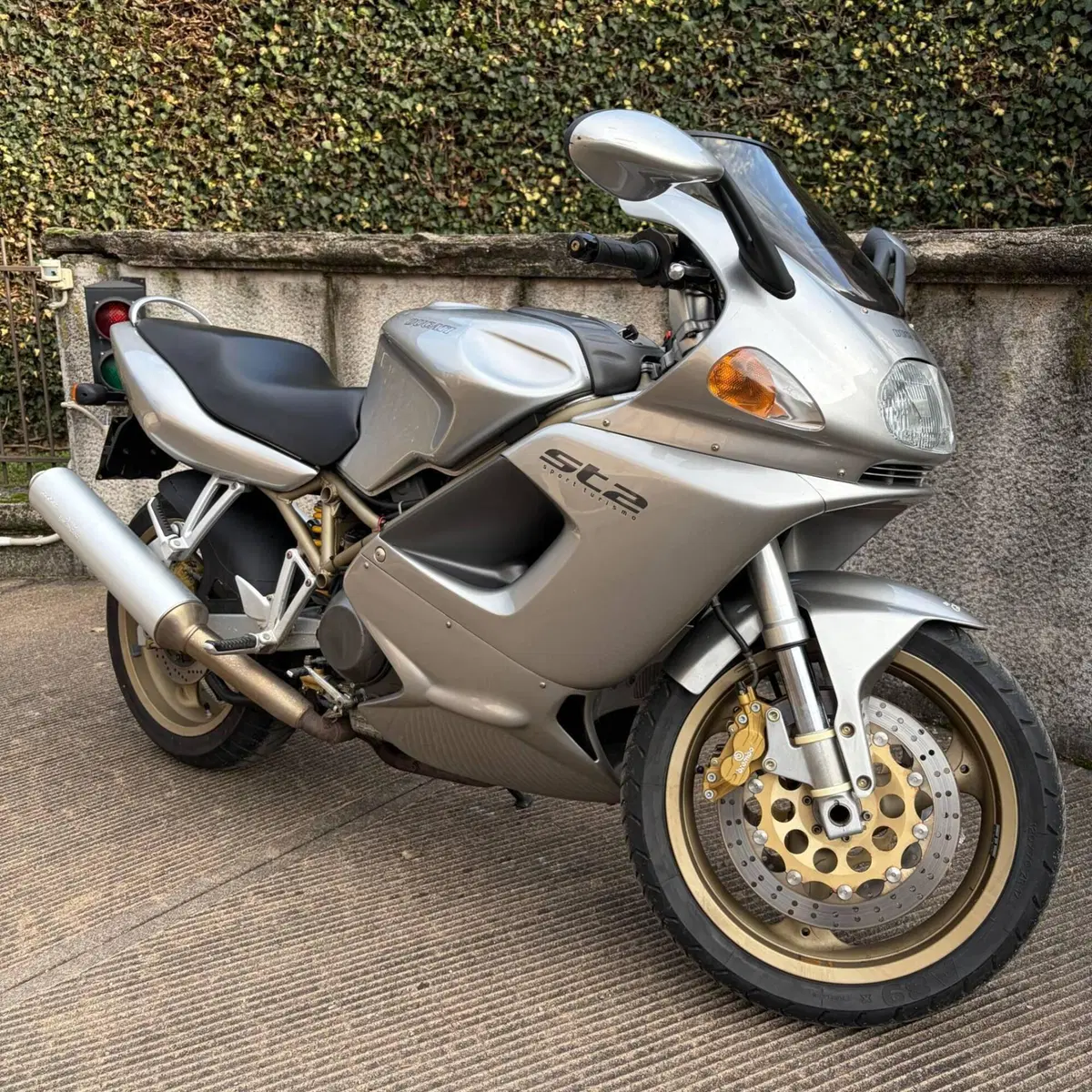 Ducati ST2 (1997 - 02) (2)