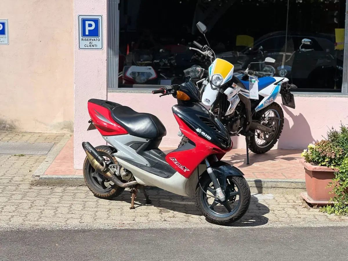 Yamaha Aerox 50 Max Cat (2000 - 02) (2)