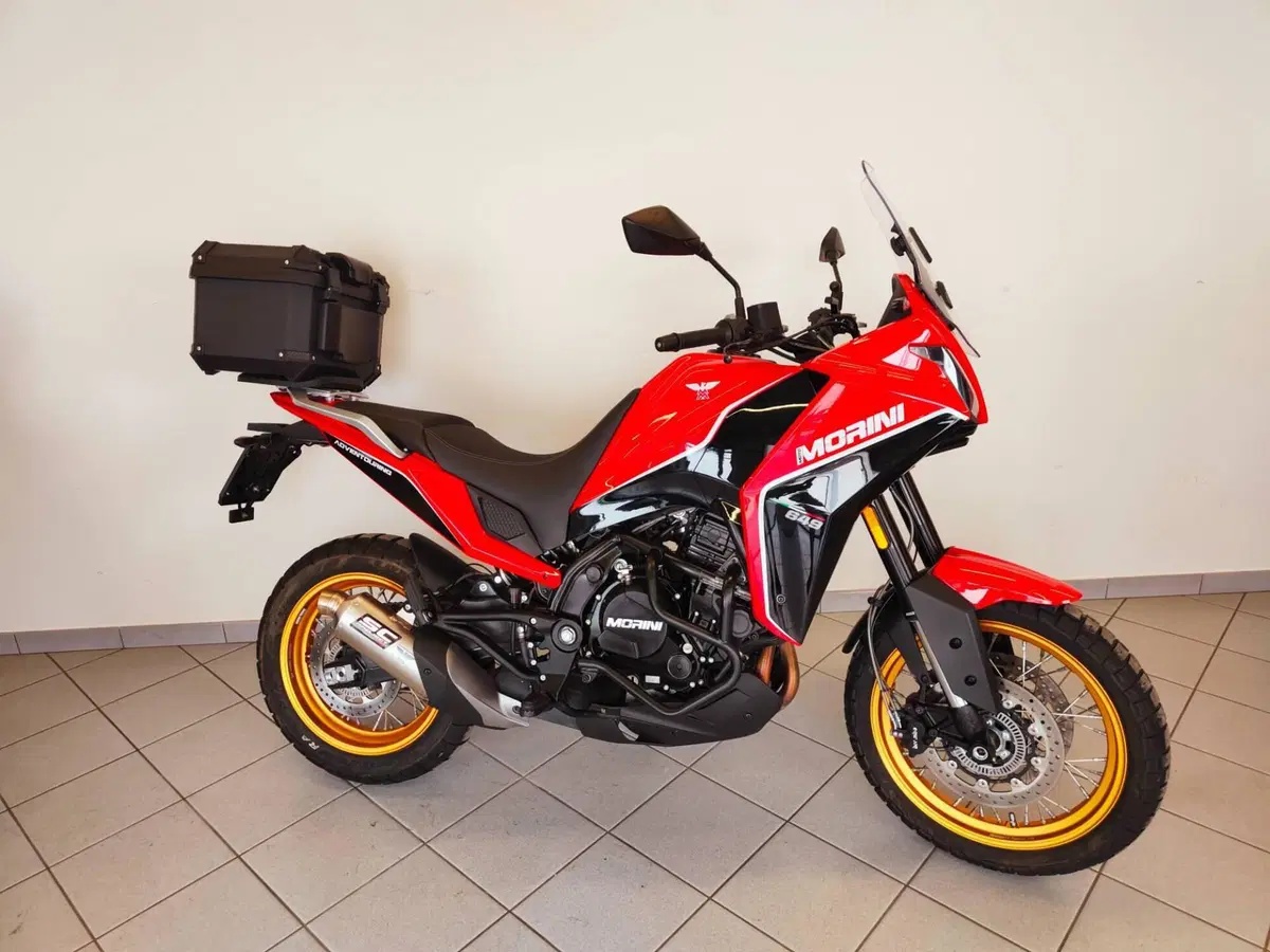 Moto Morini X-Cape 650 Gold Wheels Edition (2022 - 26) (2)