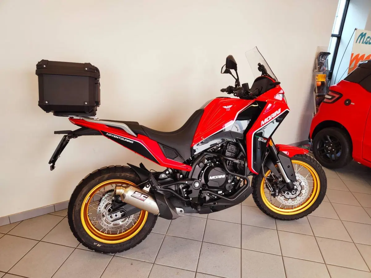 Moto Morini X-Cape 650 Gold Wheels Edition (2022 - 26) (7)