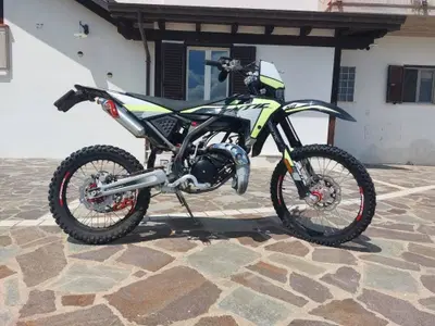 Fantic Motor Enduro 50 E Performance 2t (2019) usata