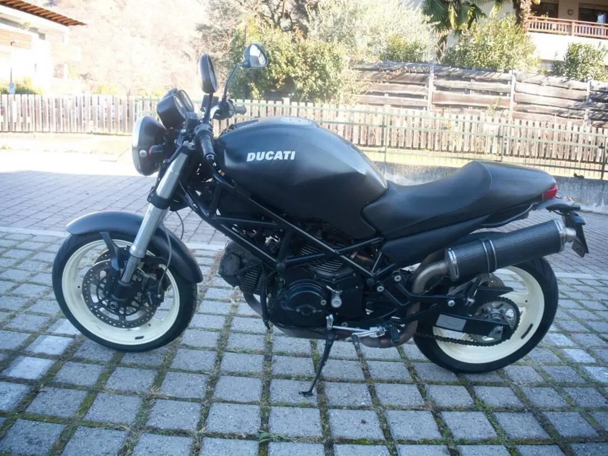 Ducati Monster 695 (2006 - 08) (4)