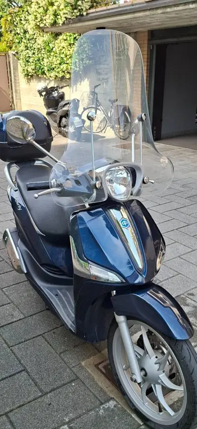 Piaggio Liberty 50 i-get (2016 - 18) usata