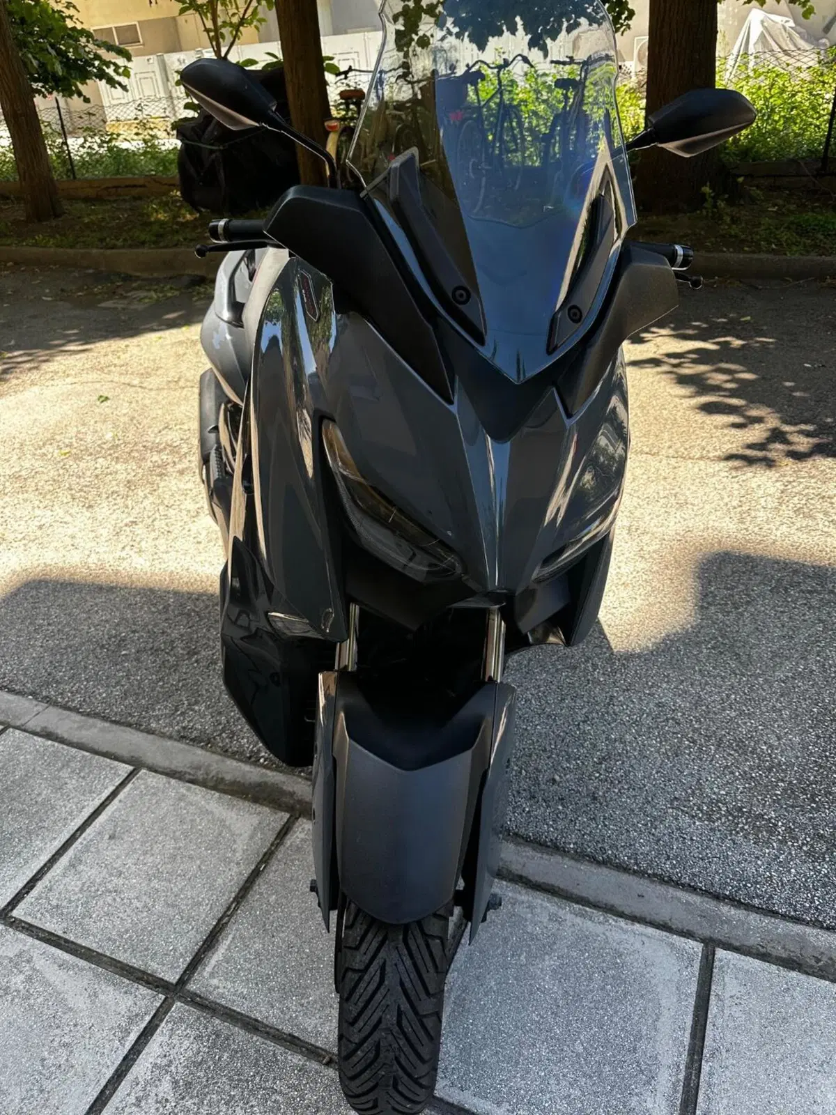 Yamaha X-Max 300 Tech Max (2021 - 24) (5)
