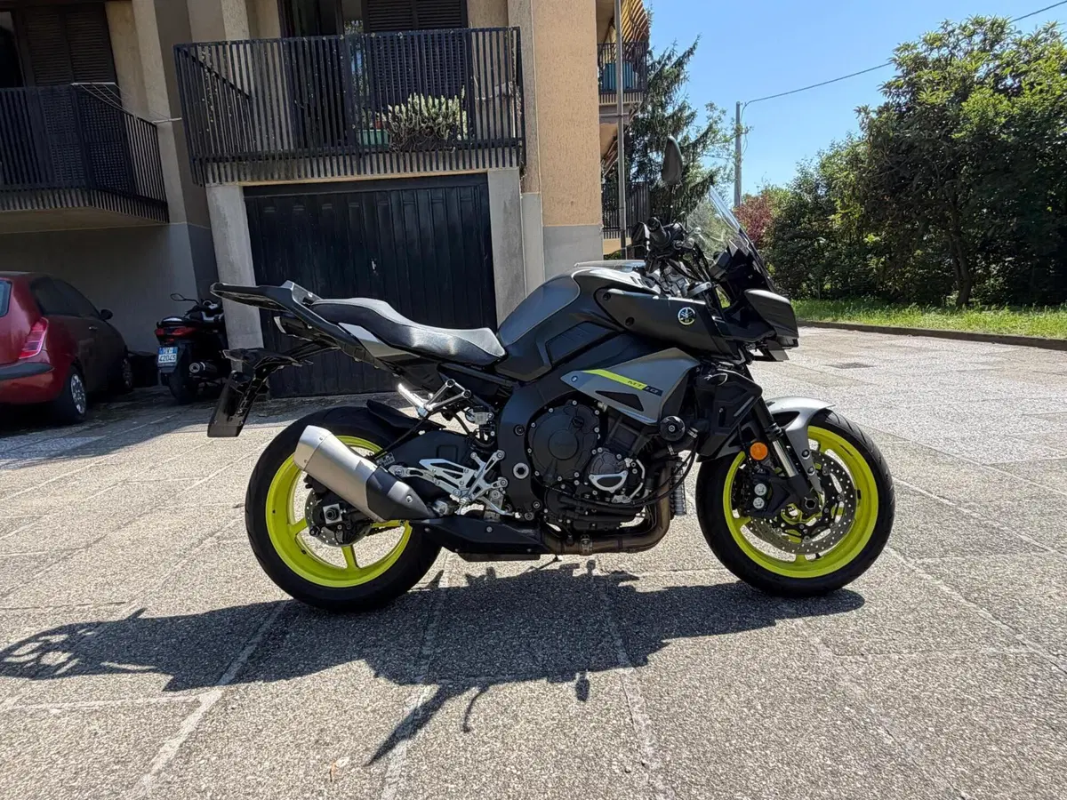 Yamaha MT-10 (2017 - 20) (3)