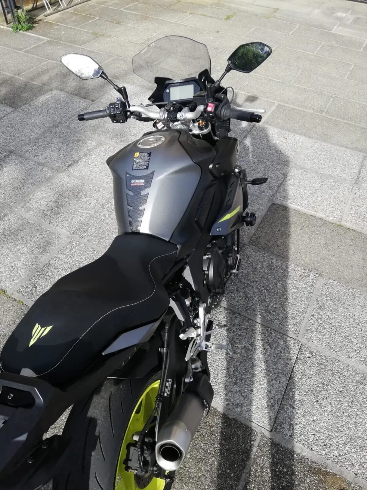 Yamaha MT-10 (2017 - 20) (4)