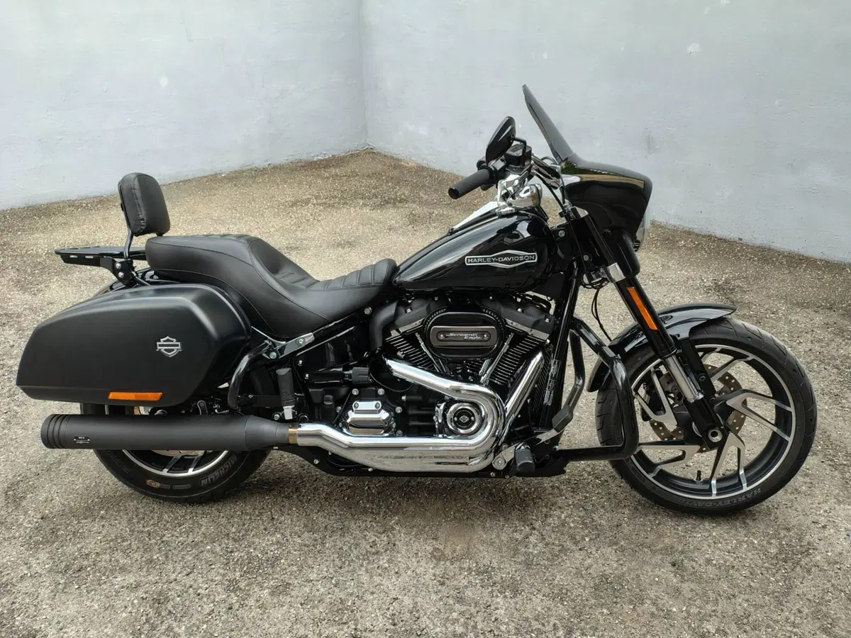 Harley-Davidson Sport Glide (2021 - 25)