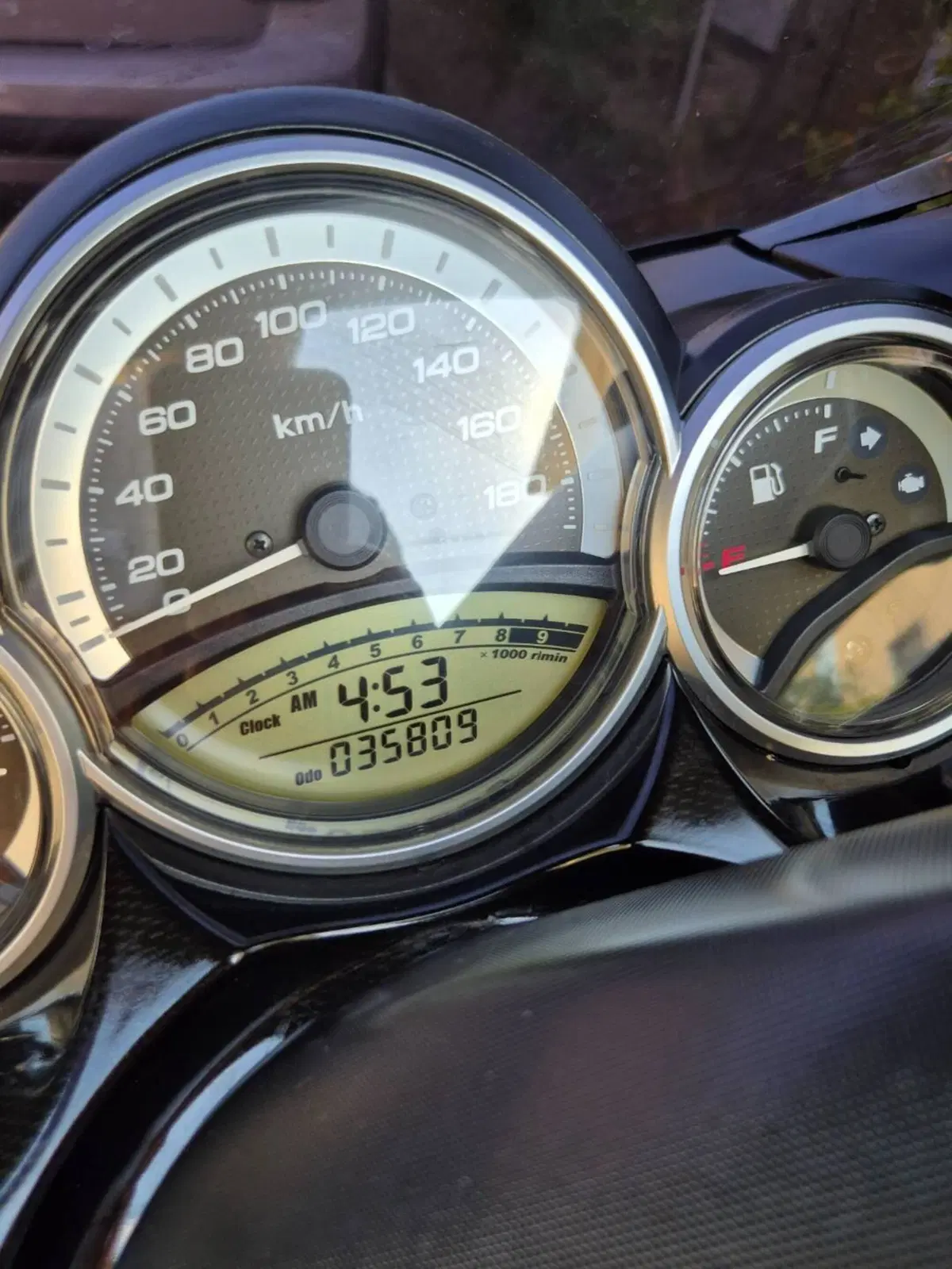 Yamaha T-Max 500 White Max (2010 - 11) (4)
