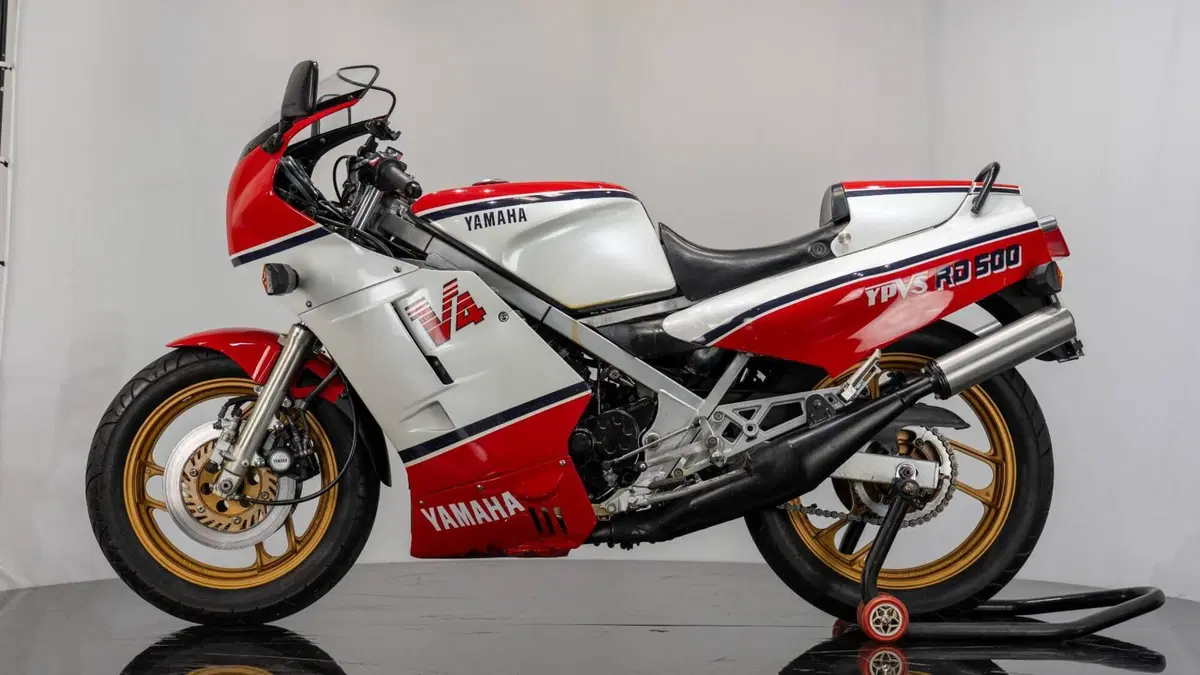 Yamaha RD 500 LC (2)