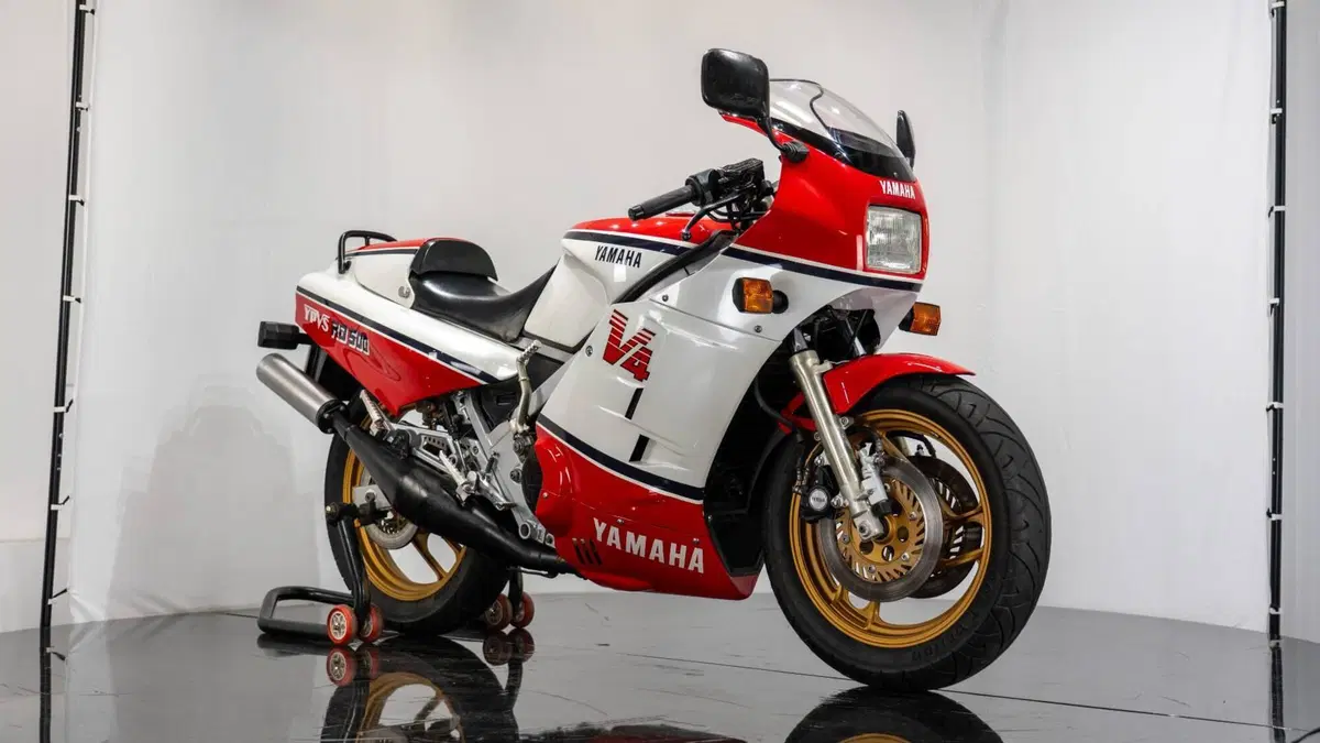 Yamaha RD 500 LC (5)