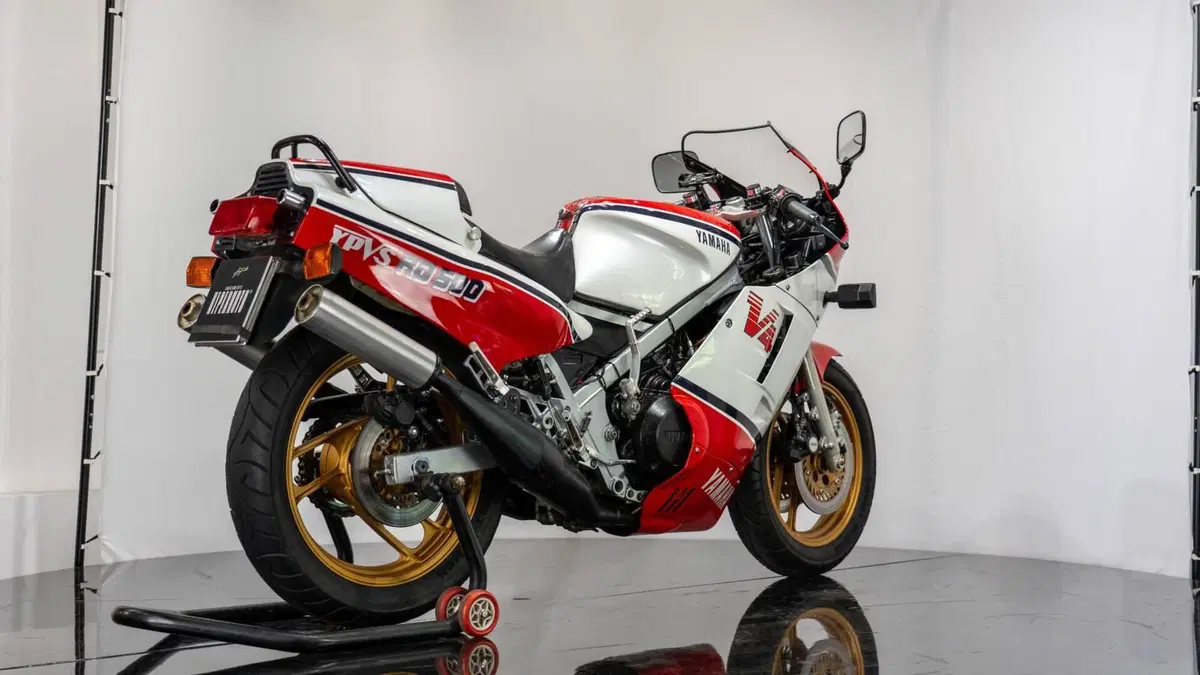 Yamaha RD 500 LC (7)