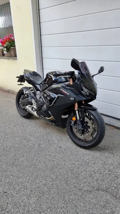 Honda CBR 650 R (2021 - 23) usata