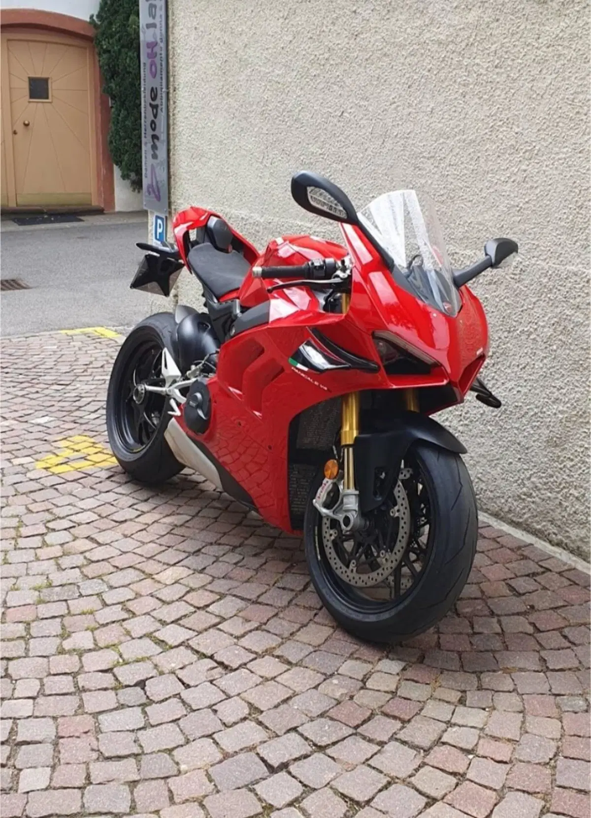 Ducati Panigale V4 S 1100 (2020) (3)