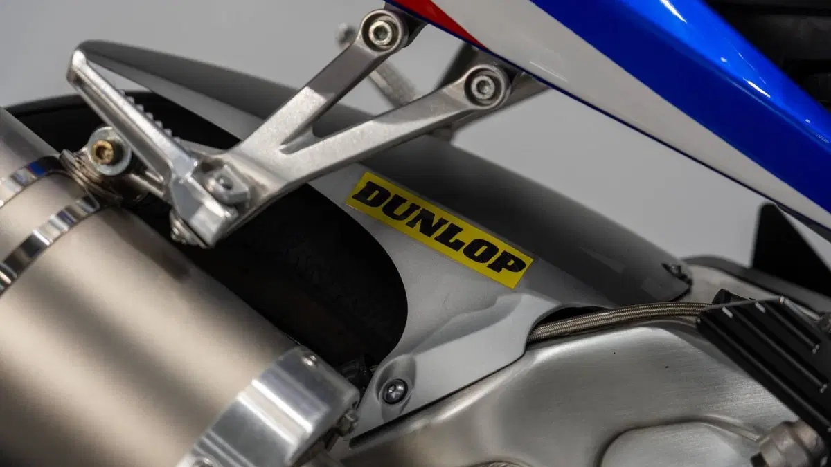 Honda CBR 900 RR Fireblade (2002 - 04) (13)