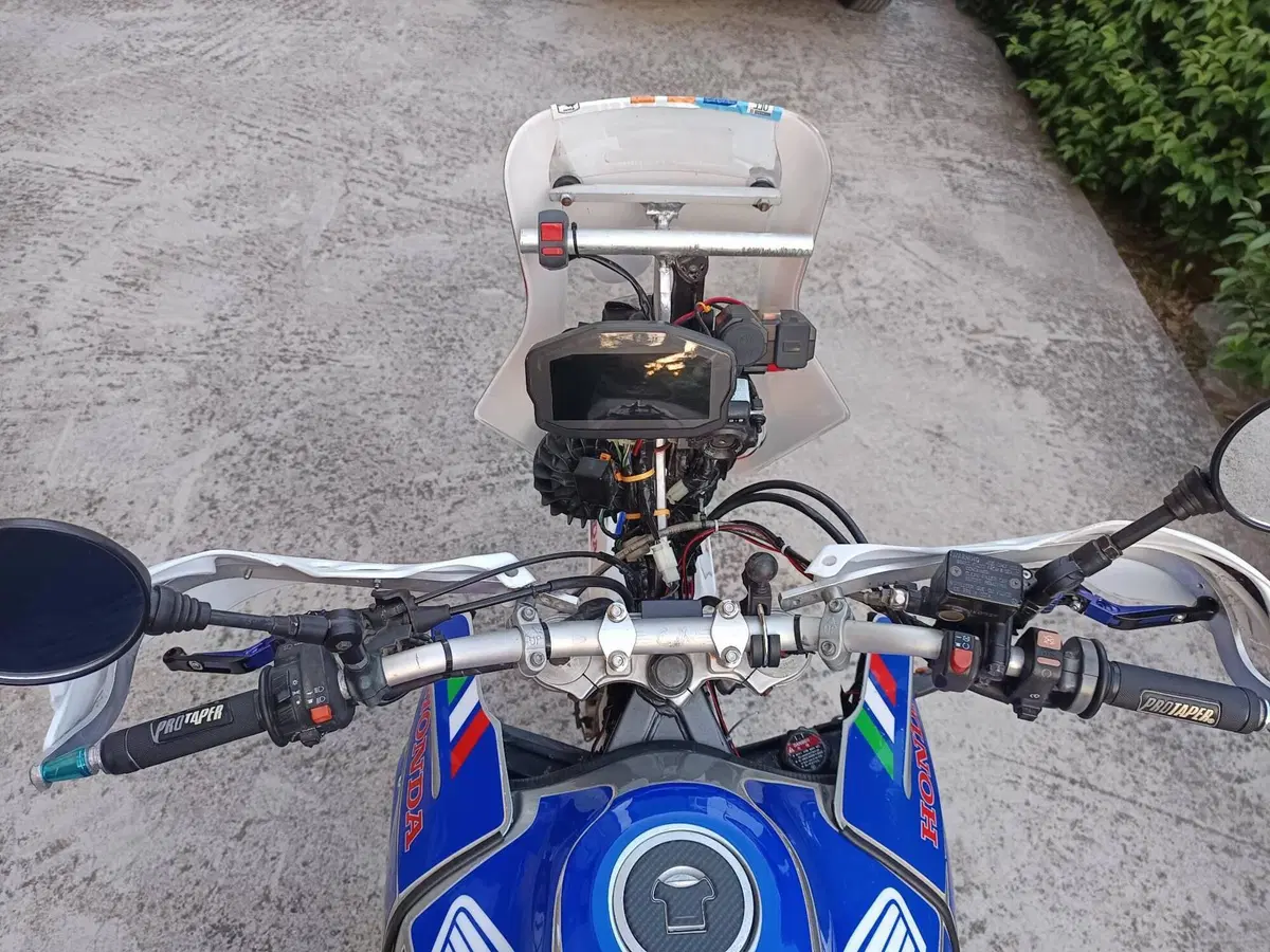 Honda Transalp XL 650V (2000 - 04) (8)