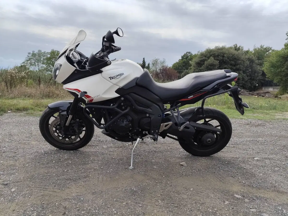 Triumph Tiger 1050 Sport ABS (2013 - 15) (2)