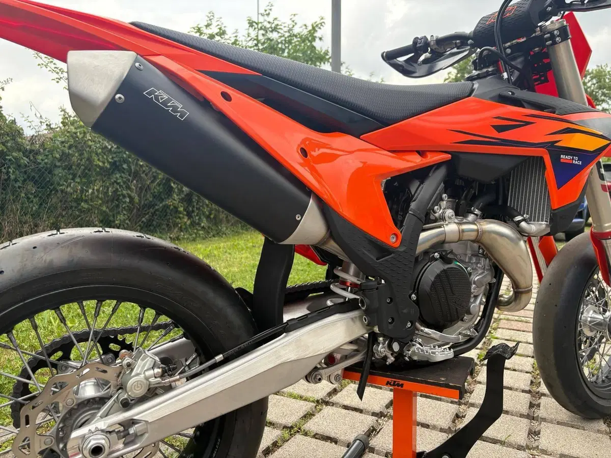 KTM 450 SMR (2026) (6)