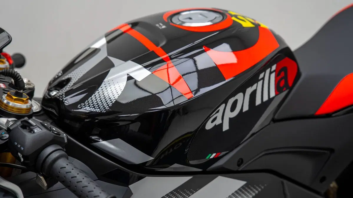 Aprilia RSV4 1100 (2025 - 26) (12)