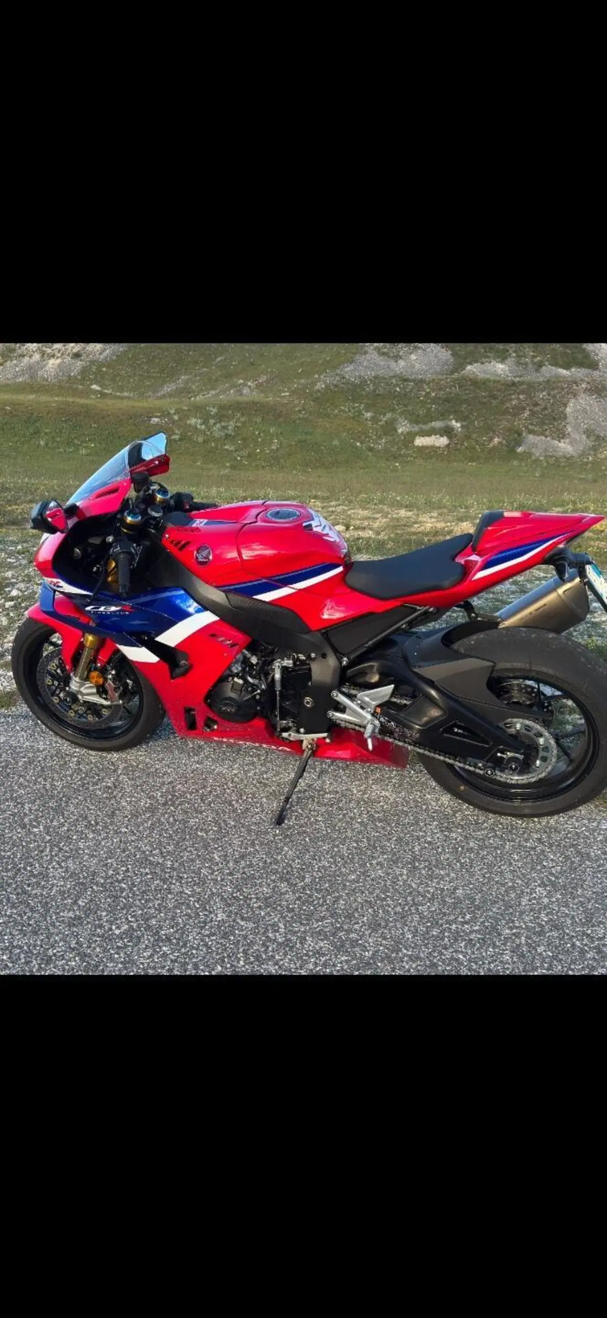 Honda CBR 1000 RR-R Fireblade SP (2024 - 26) (2)