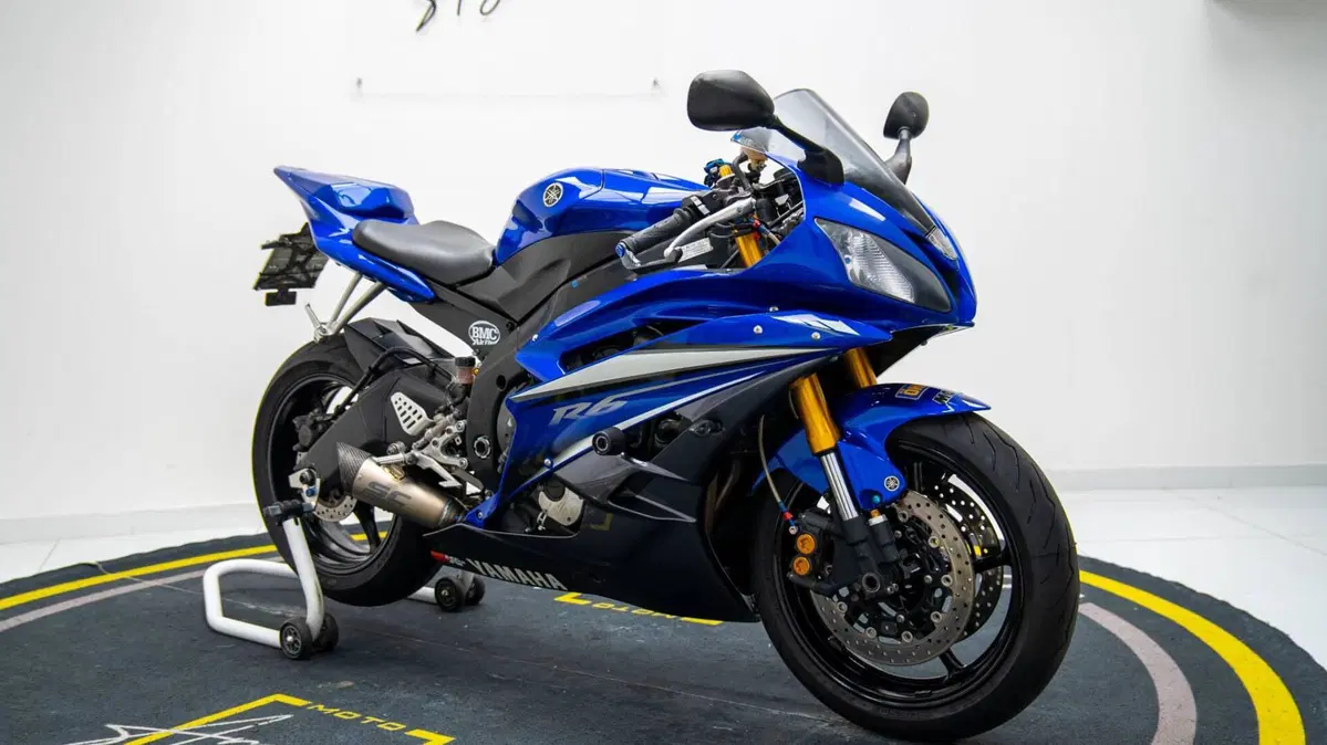 Yamaha YZF R6 (2006 - 07) (2)