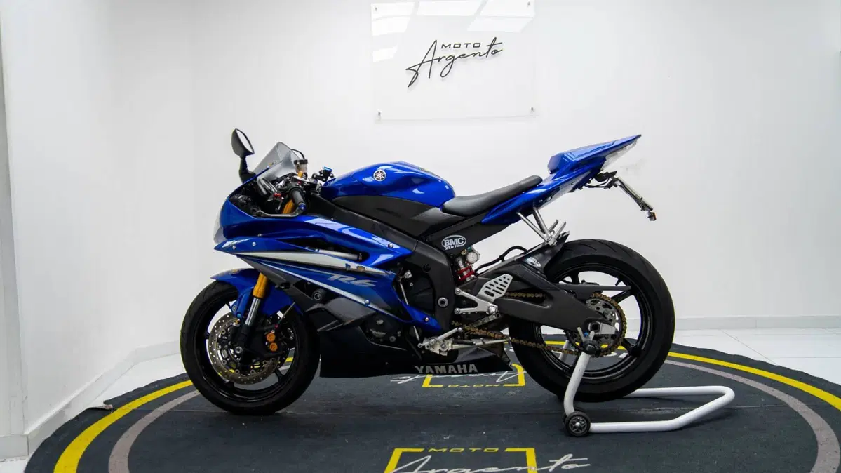 Yamaha YZF R6 (2006 - 07) (7)