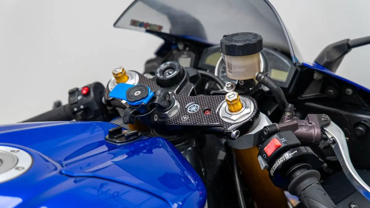 Yamaha YZF R6 (2006 - 07) (17)