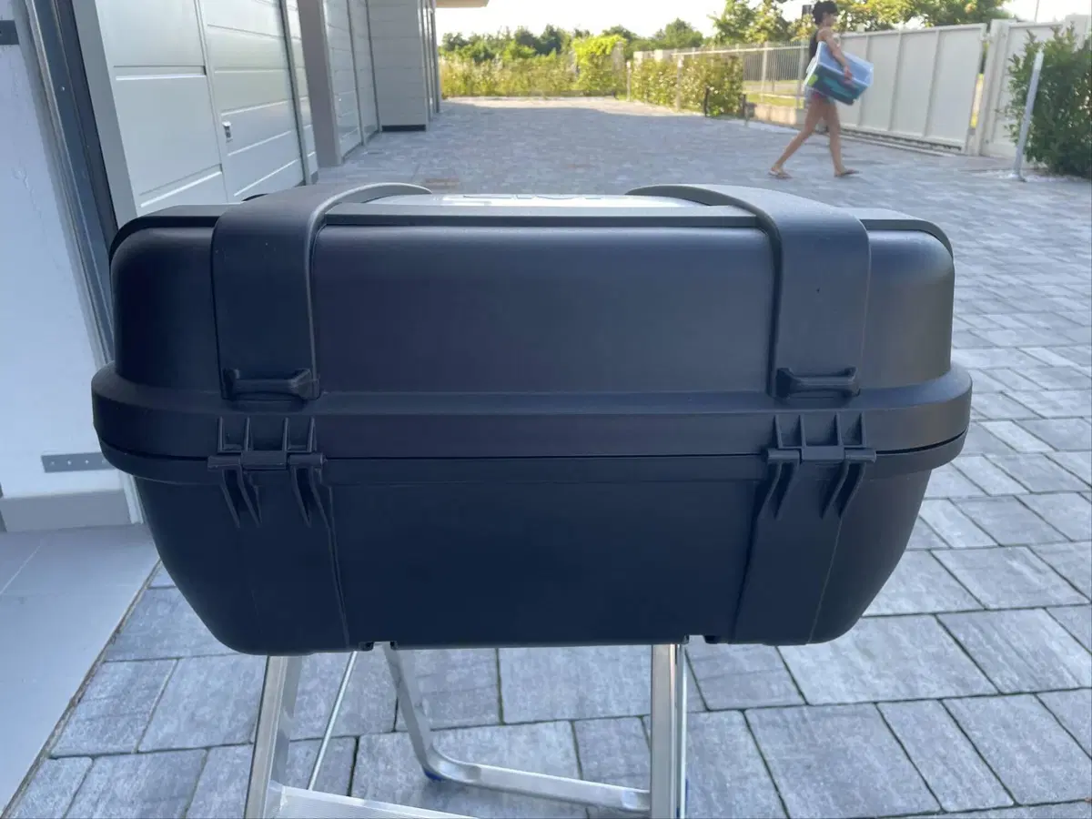 Bauletto GIVI Trekker 52 lt (5)