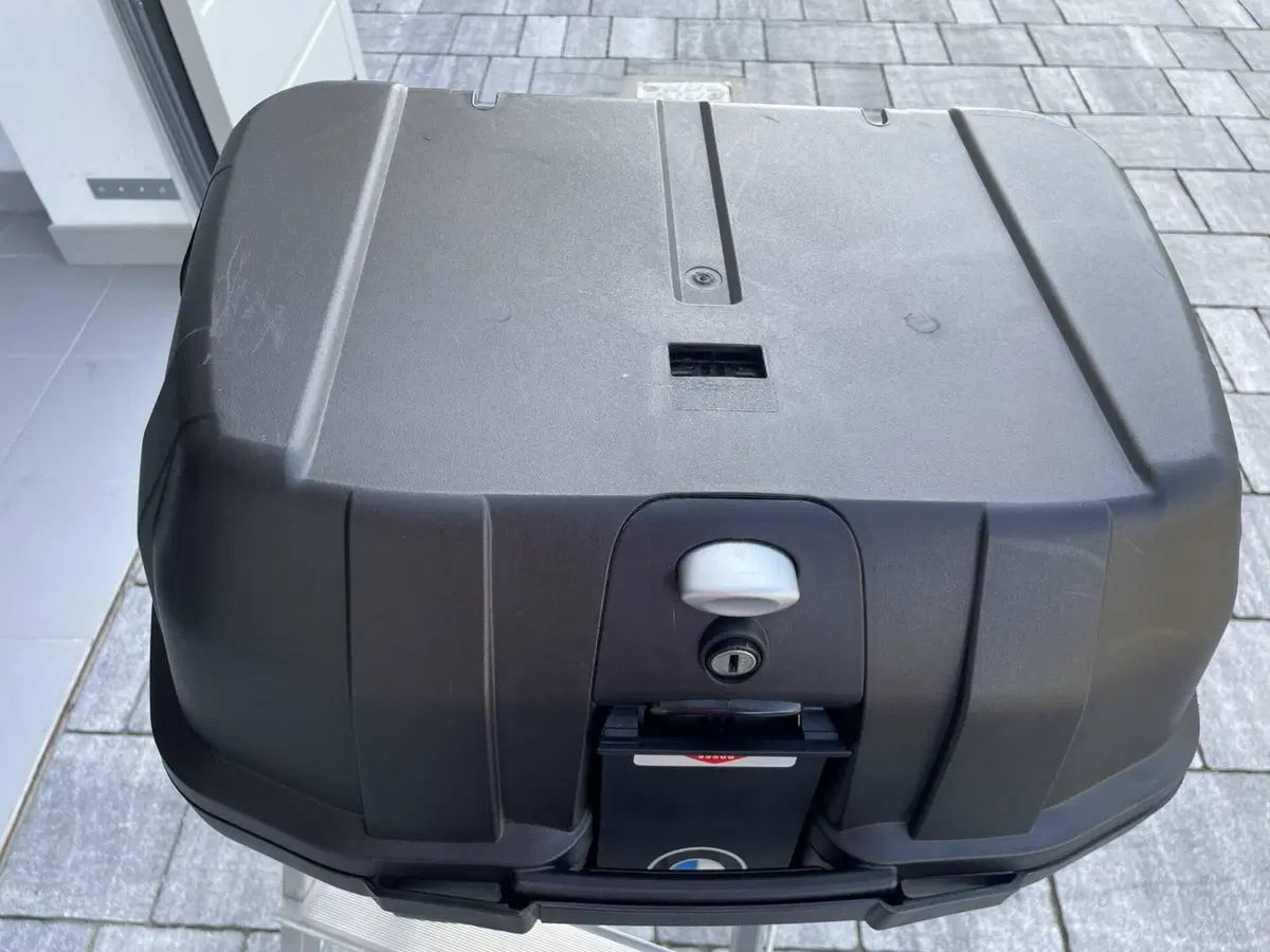 Bauletto GIVI Trekker 52 lt (8)