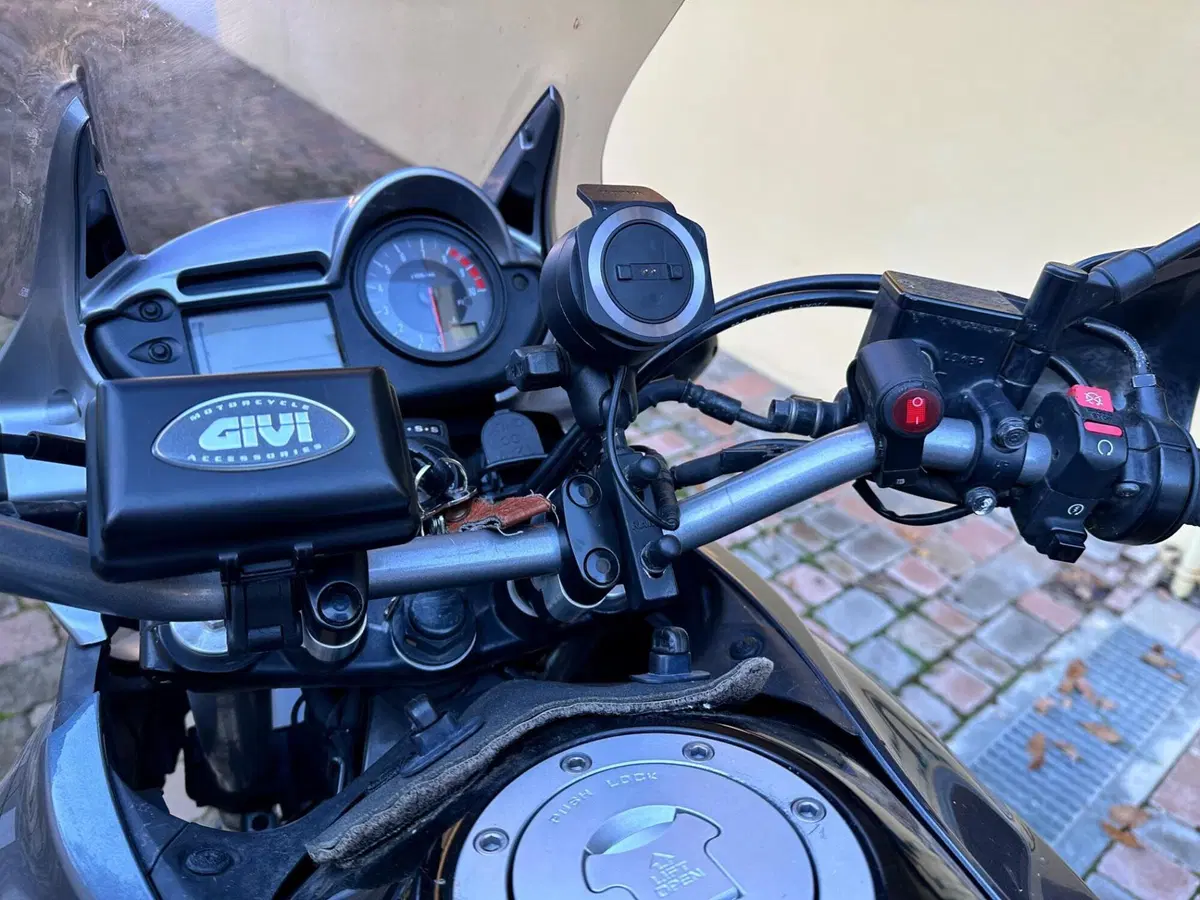 Honda Transalp XL 700 V (2007 - 2013) (3)