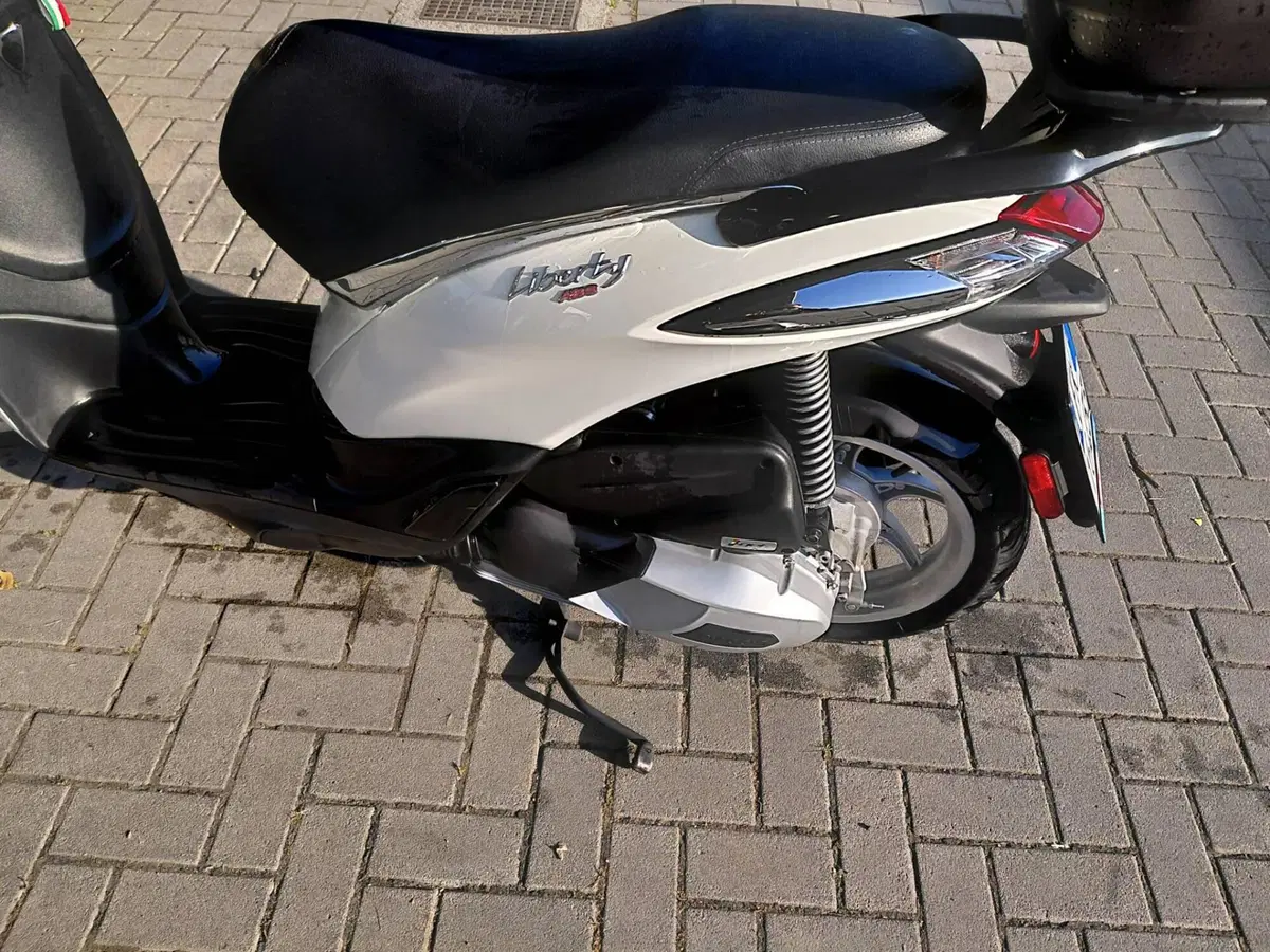 Piaggio Liberty 125 3V ABS (2021 - 24) (3)