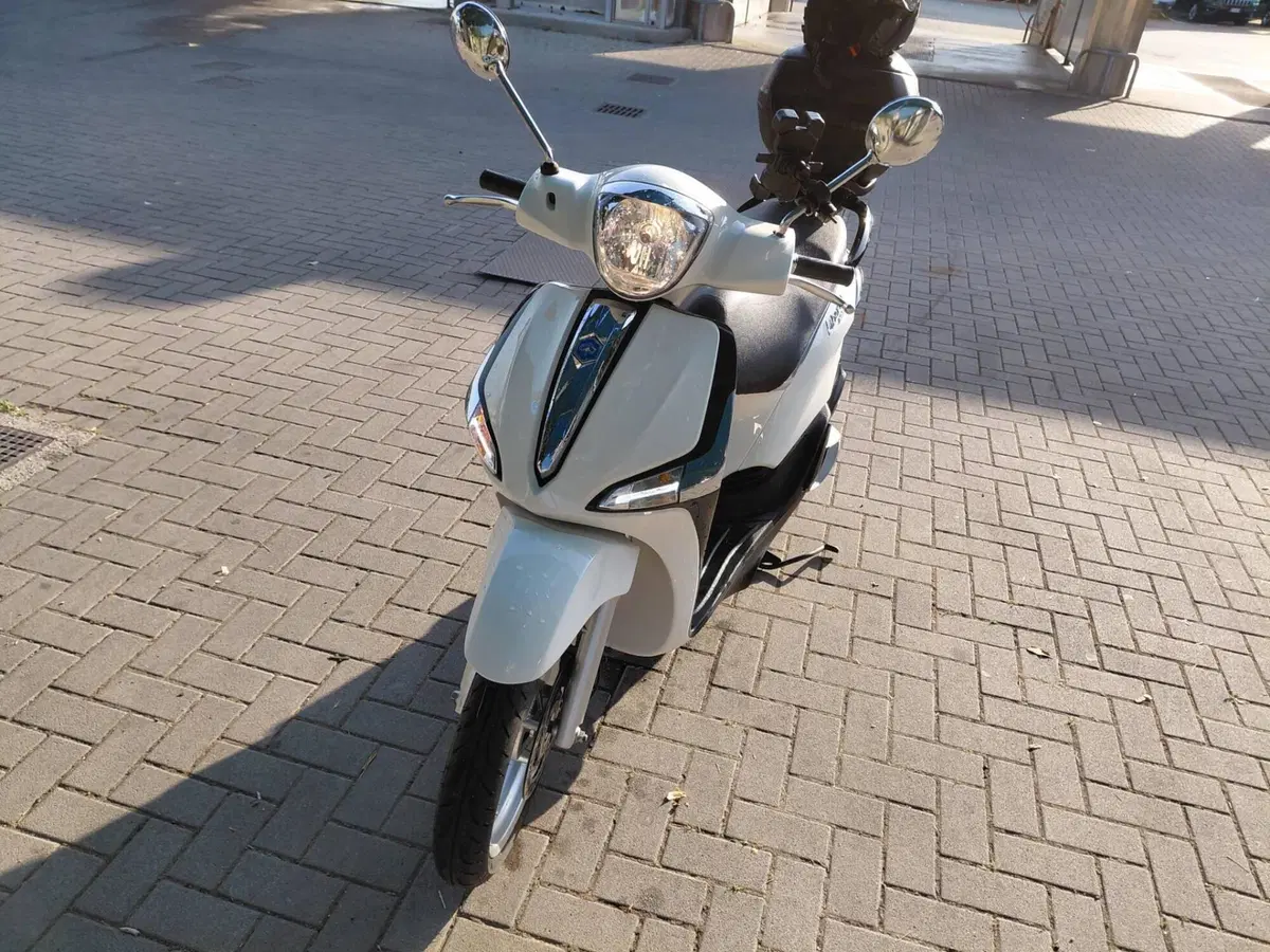 Piaggio Liberty 125 3V ABS (2021 - 24) (8)