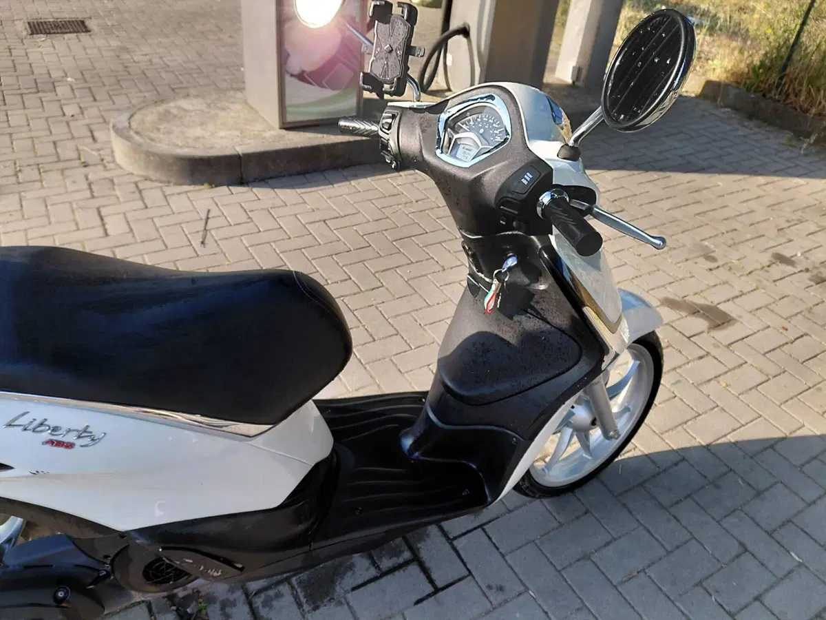 Piaggio Liberty 125 3V ABS (2021 - 24) (9)