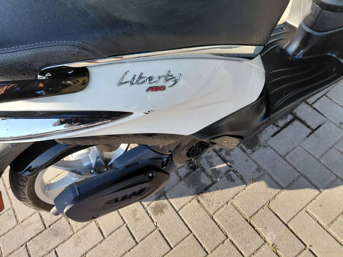 Piaggio Liberty 125 3V ABS (2021 - 24) (12)