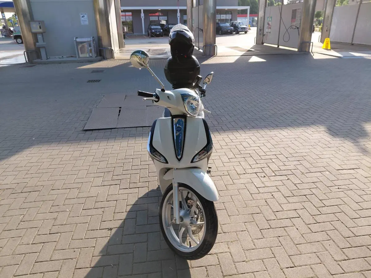 Piaggio Liberty 125 3V ABS (2021 - 24) (14)