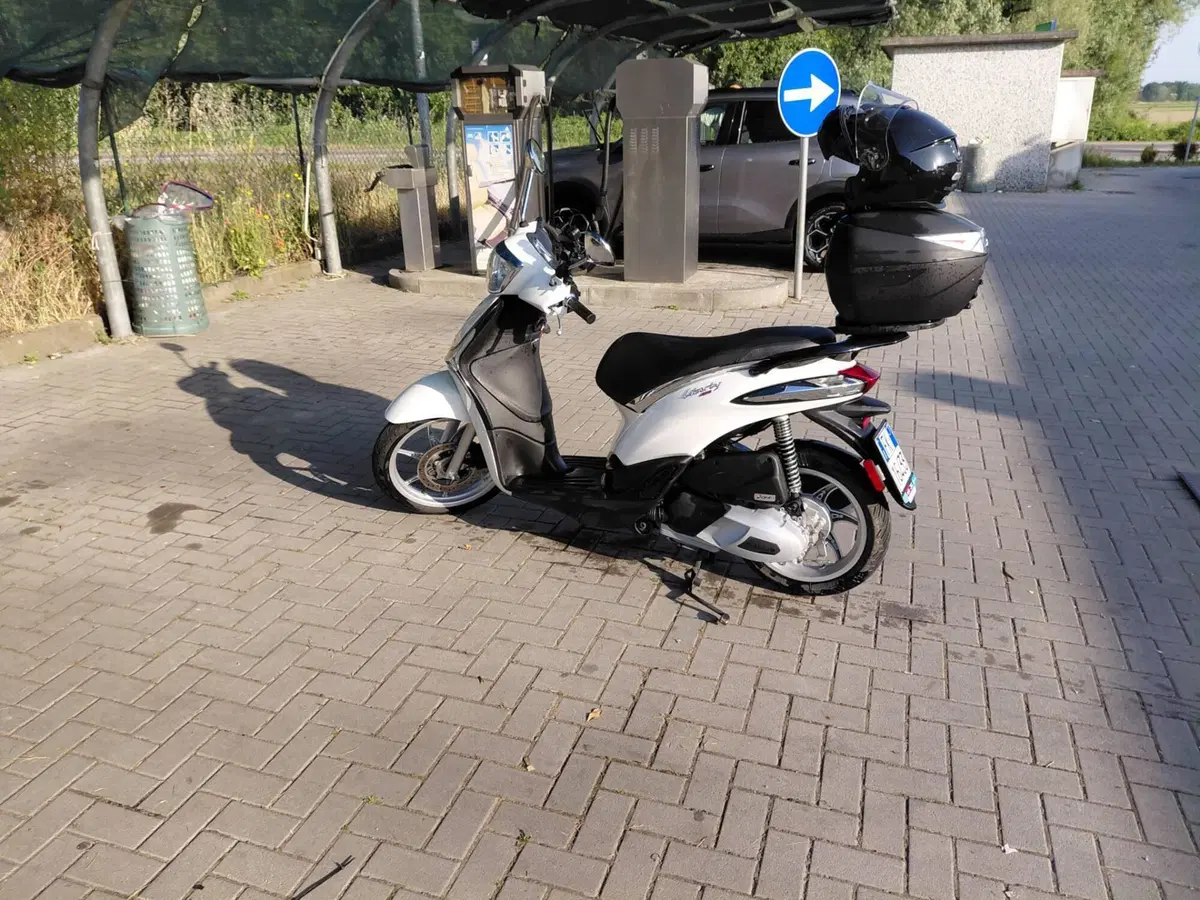 Piaggio Liberty 125 3V ABS (2021 - 24) (17)