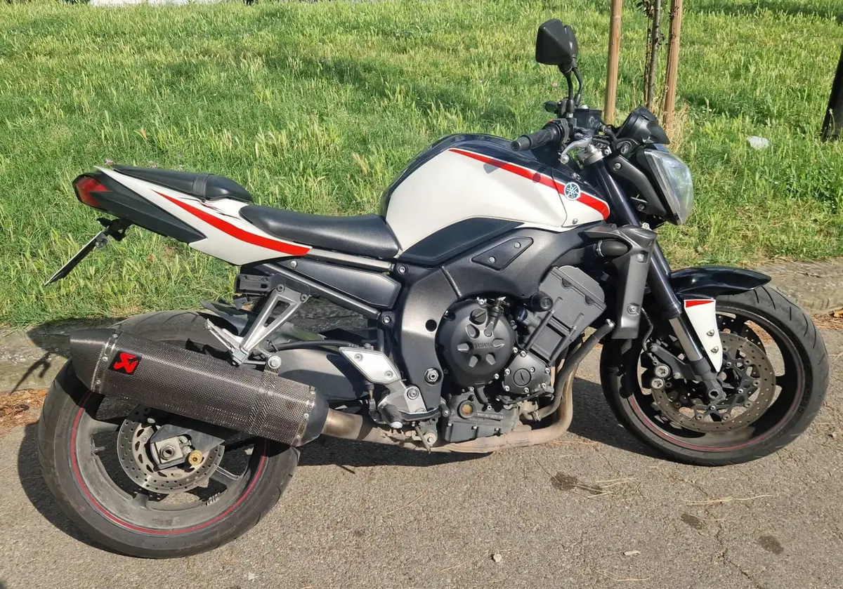 Yamaha FZ1 (2006 - 16) (6)