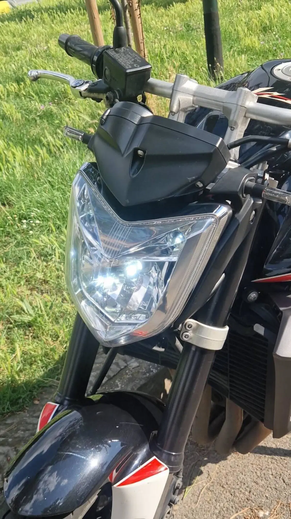 Yamaha FZ1 (2006 - 16) (9)