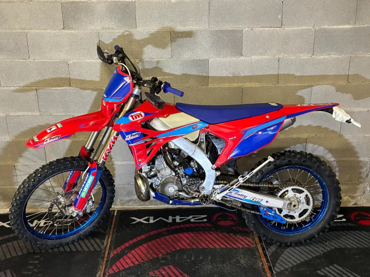 Tm Moto EN 300 Fi ES 2T (2024) (3)